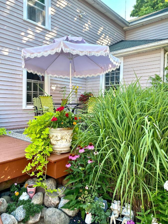 The Bella Ella Bed And Breakfast Canandaigua Eksteriør bilde