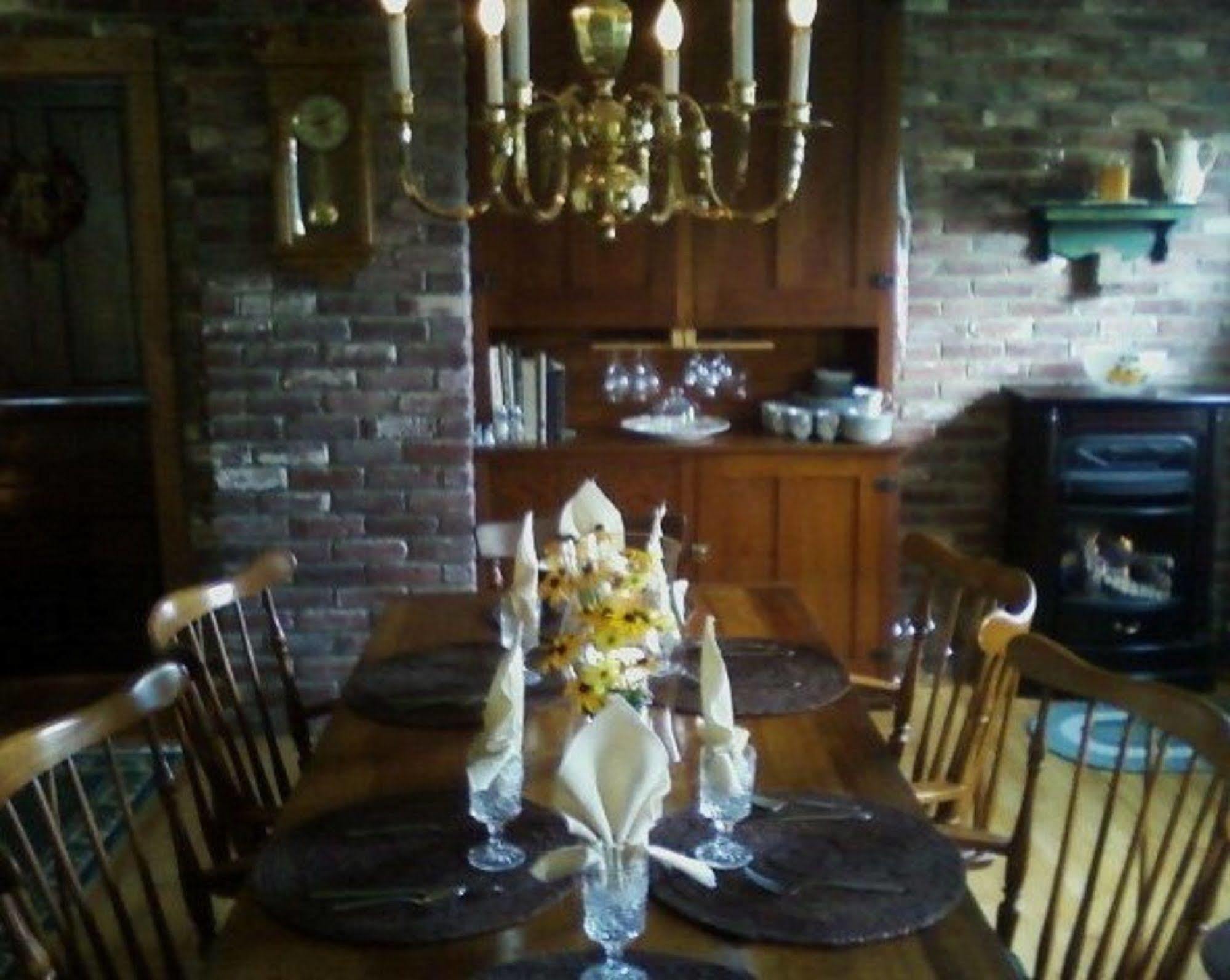 The Bella Ella Bed And Breakfast Canandaigua Eksteriør bilde