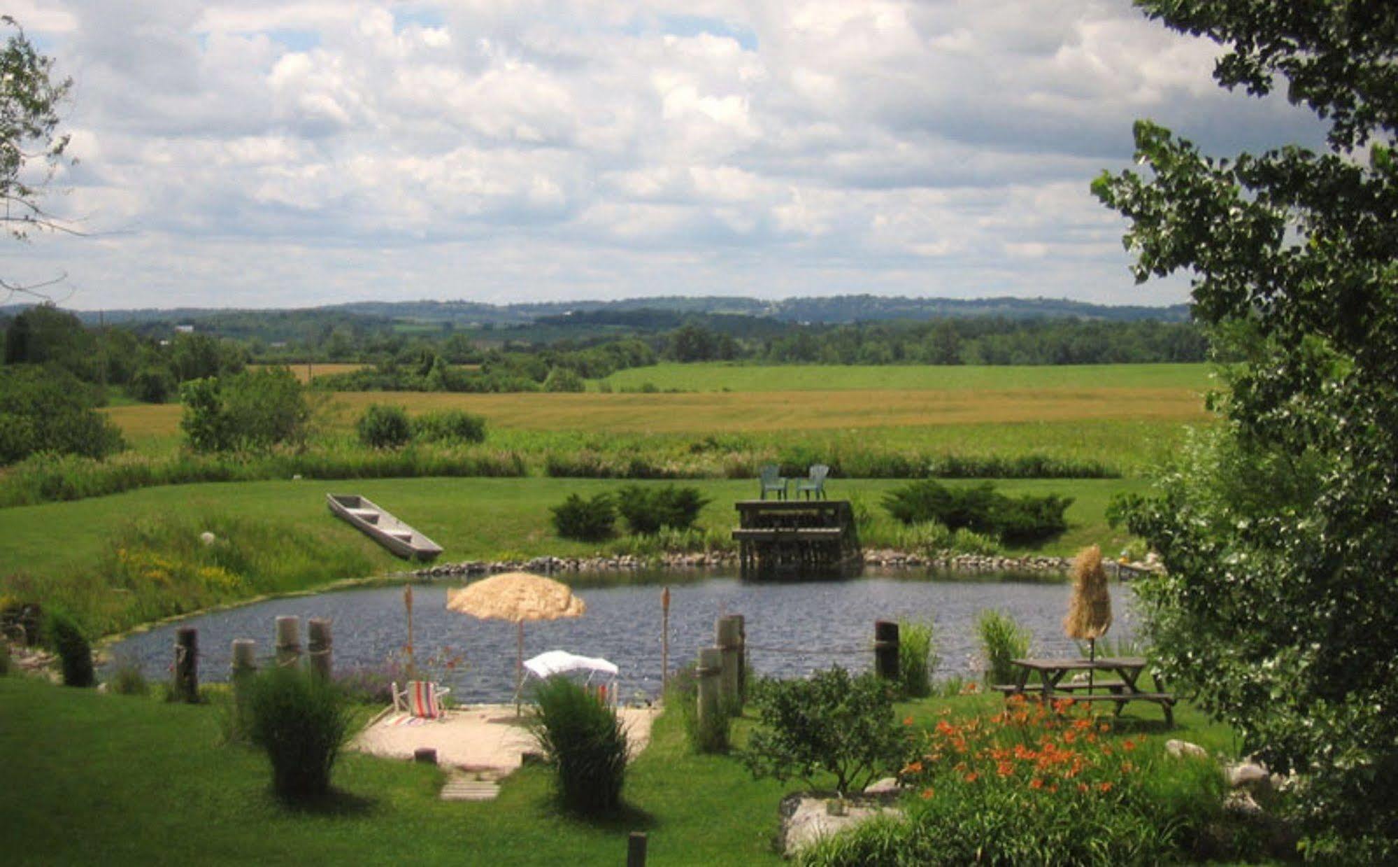 The Bella Ella Bed And Breakfast Canandaigua Eksteriør bilde